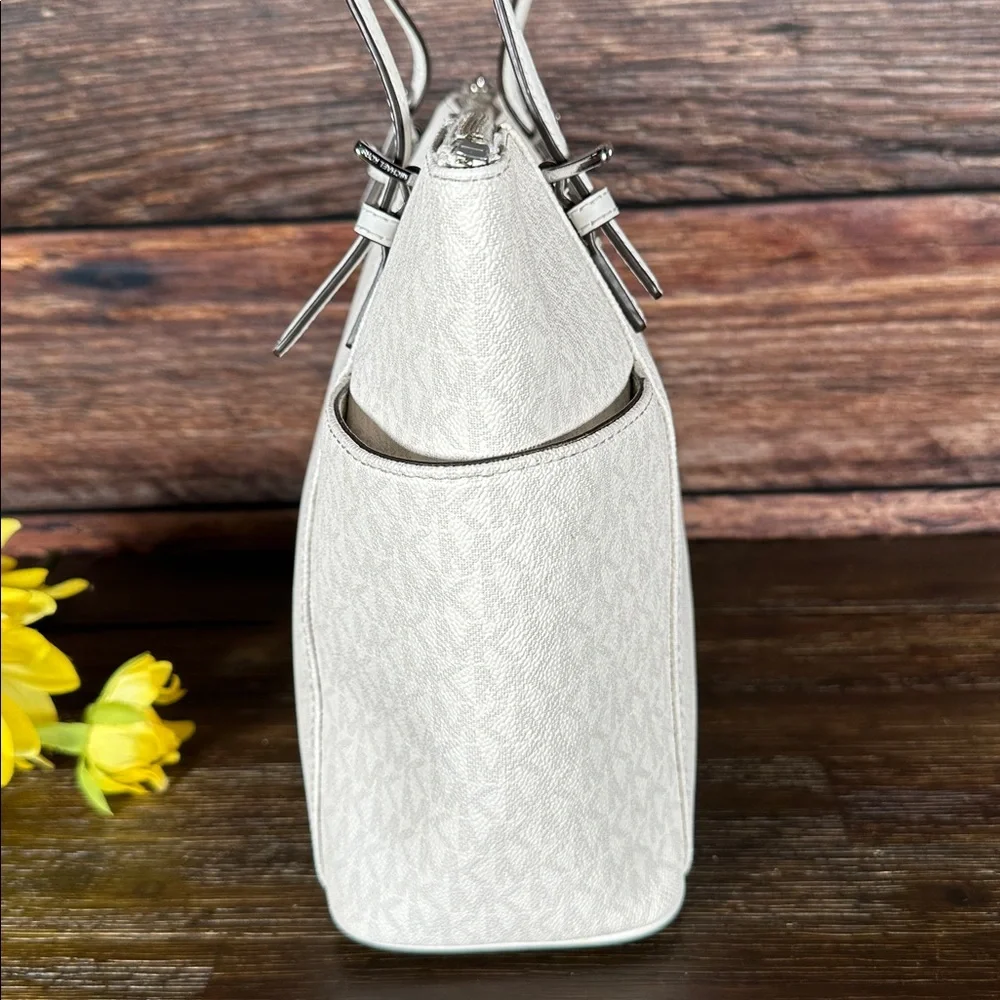 Michael Kors Charlotte Leather Logo Top-Zip Tote Bag in Optic White!